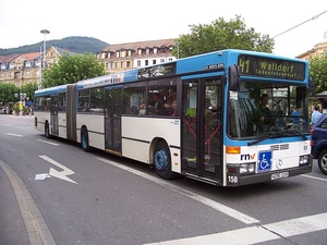 Bus am Bismarckplatz